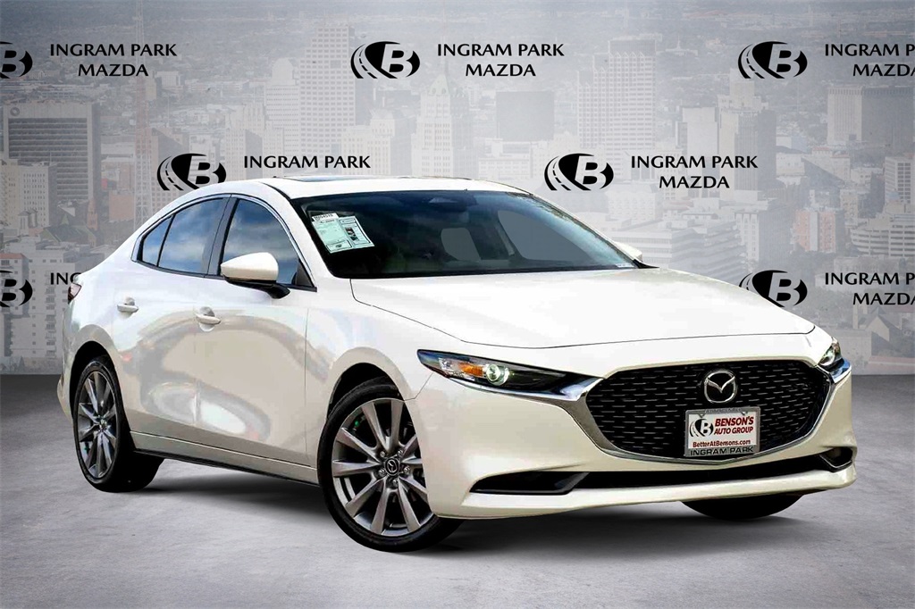 2026 Mazda Mazda3 Preferred's photo