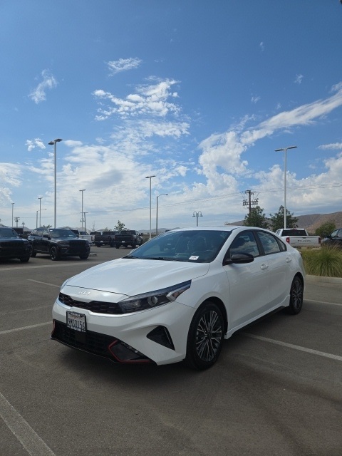 2024 Kia Forte GT-Line photo 3