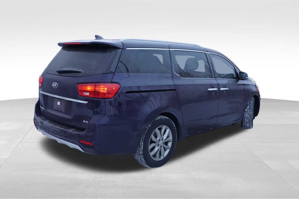 2021 Kia Sedona EX photo 3