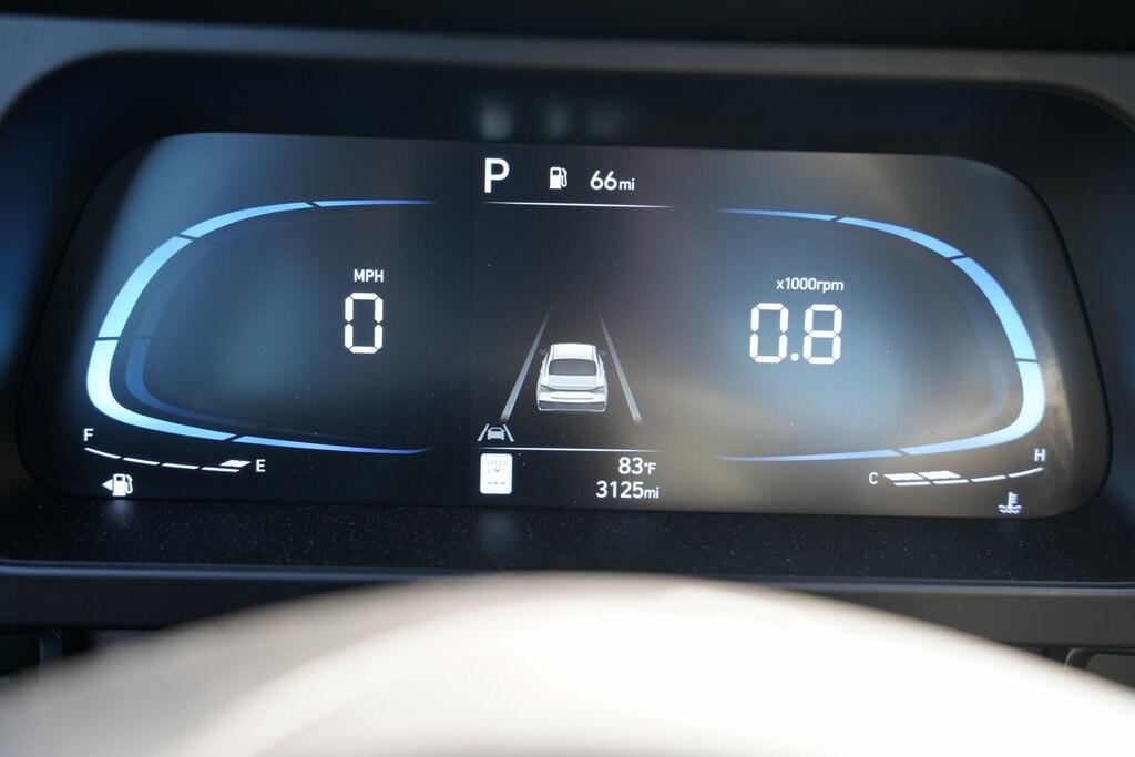 2025 Hyundai Elantra SEL Sport photo 27