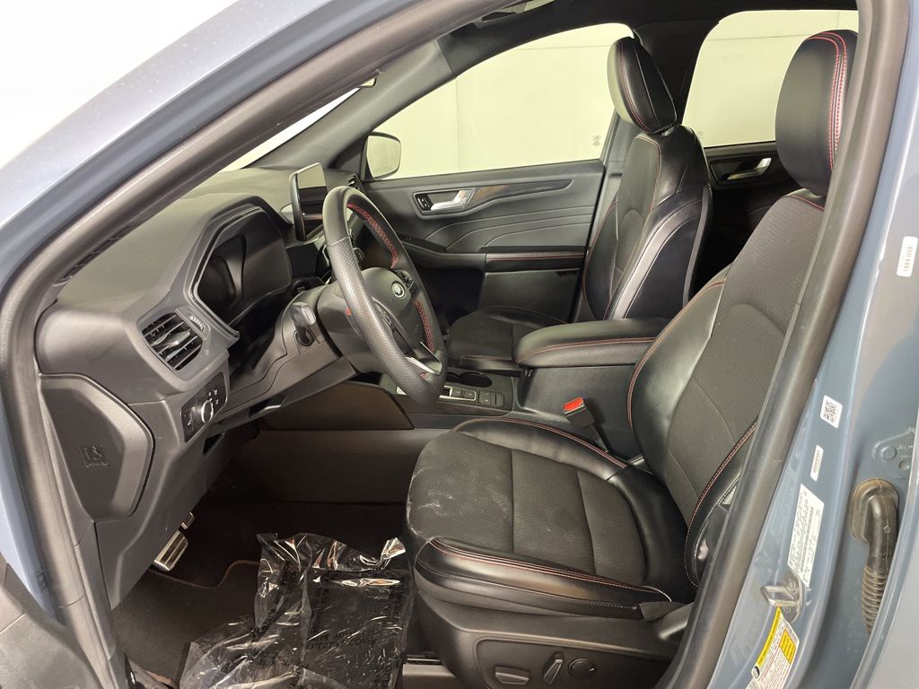 2023 Ford Escape ST-Line photo 15