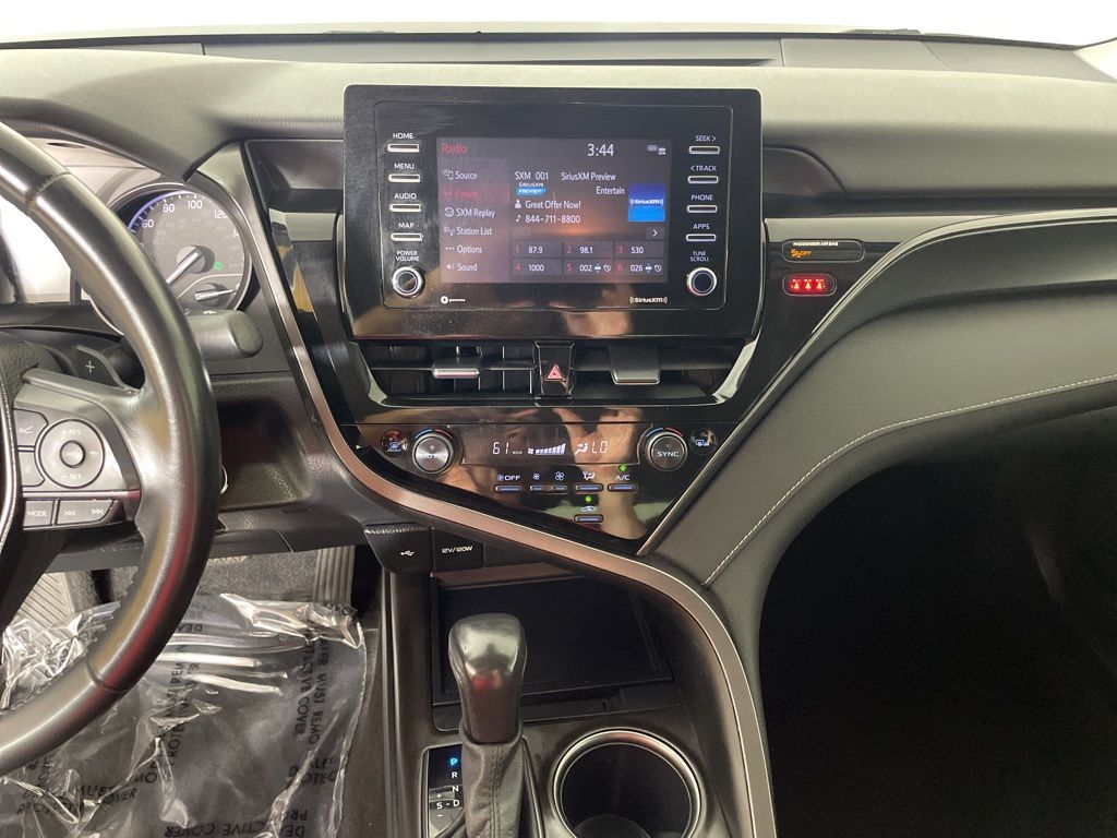 2023 Toyota Camry SE photo 23