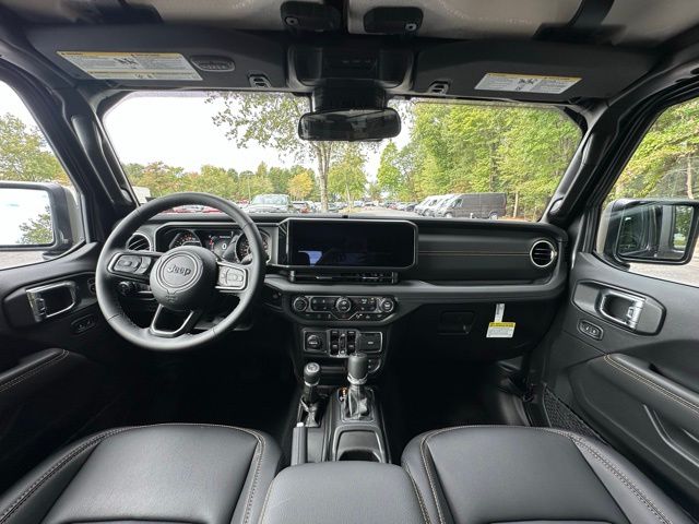 2025 Jeep Gladiator Sport photo 2