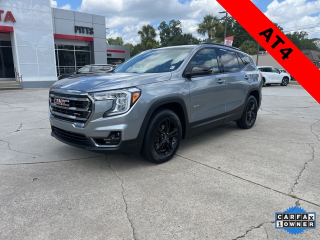 2023 GMC Terrain AT4's photo