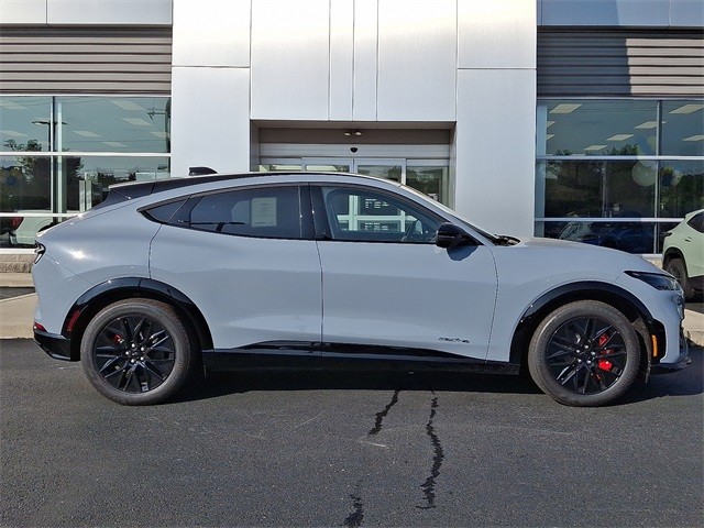 New 2025 Ford Mustang Mach-E Premium 4D Sport Utility in