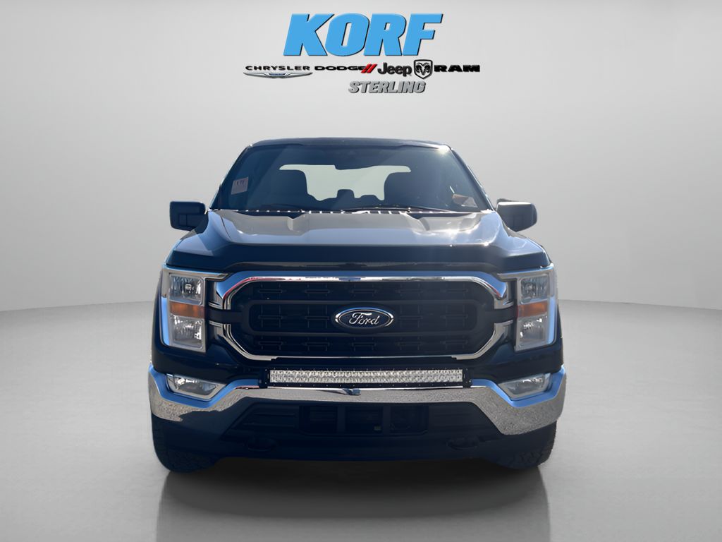 2021 Ford F-150 XLT photo 2