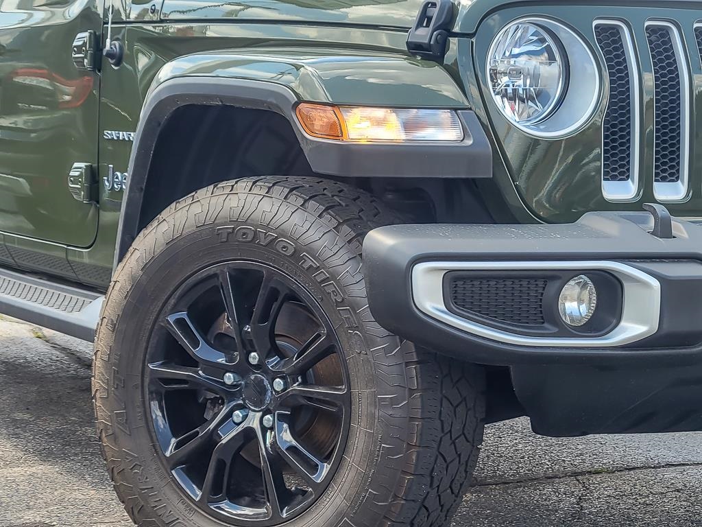 2021 Jeep Wrangler Unlimited Sahara photo 2