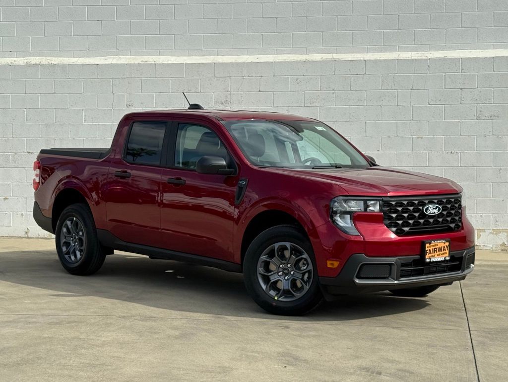 2025 Ford Maverick XLT's photo