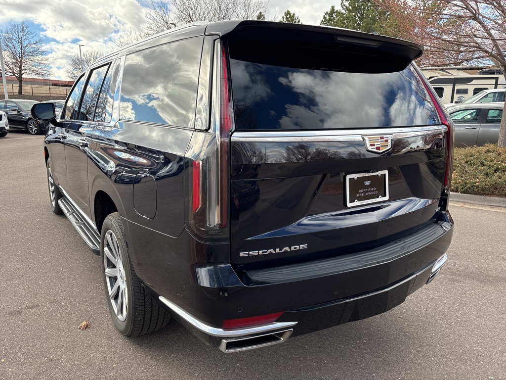 2023 Cadillac Escalade ESV Premium Luxury Platinum photo 3