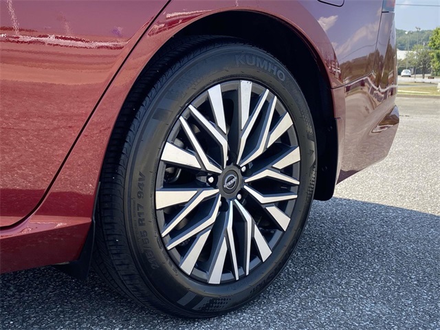 2024 Nissan Altima 2.5 SV photo 9