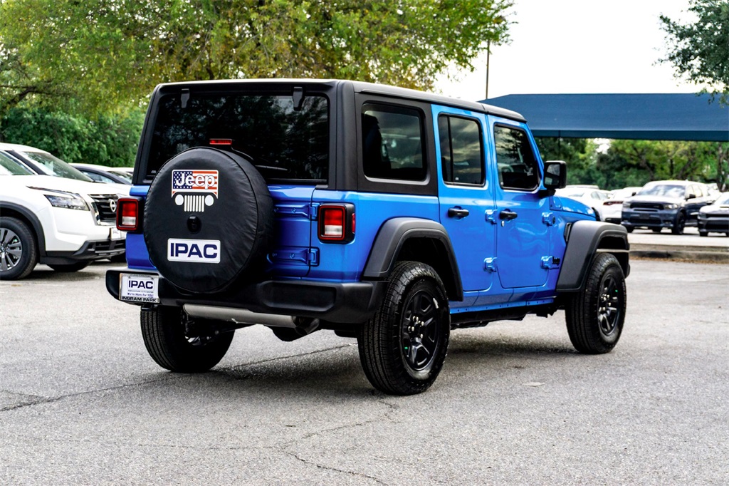 2025 Jeep Wrangler Sport photo 4