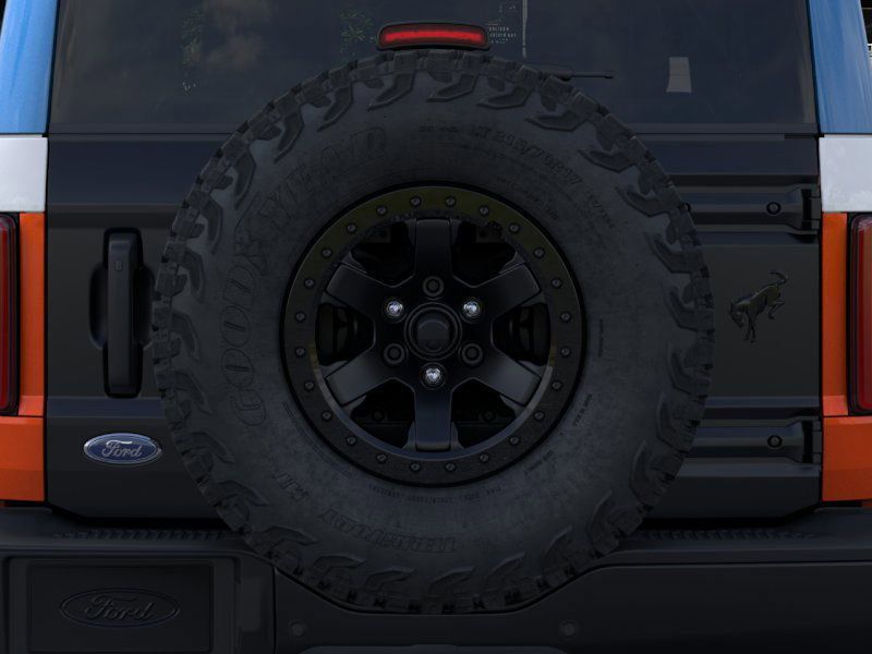2025 Ford Bronco First Edition photo 23