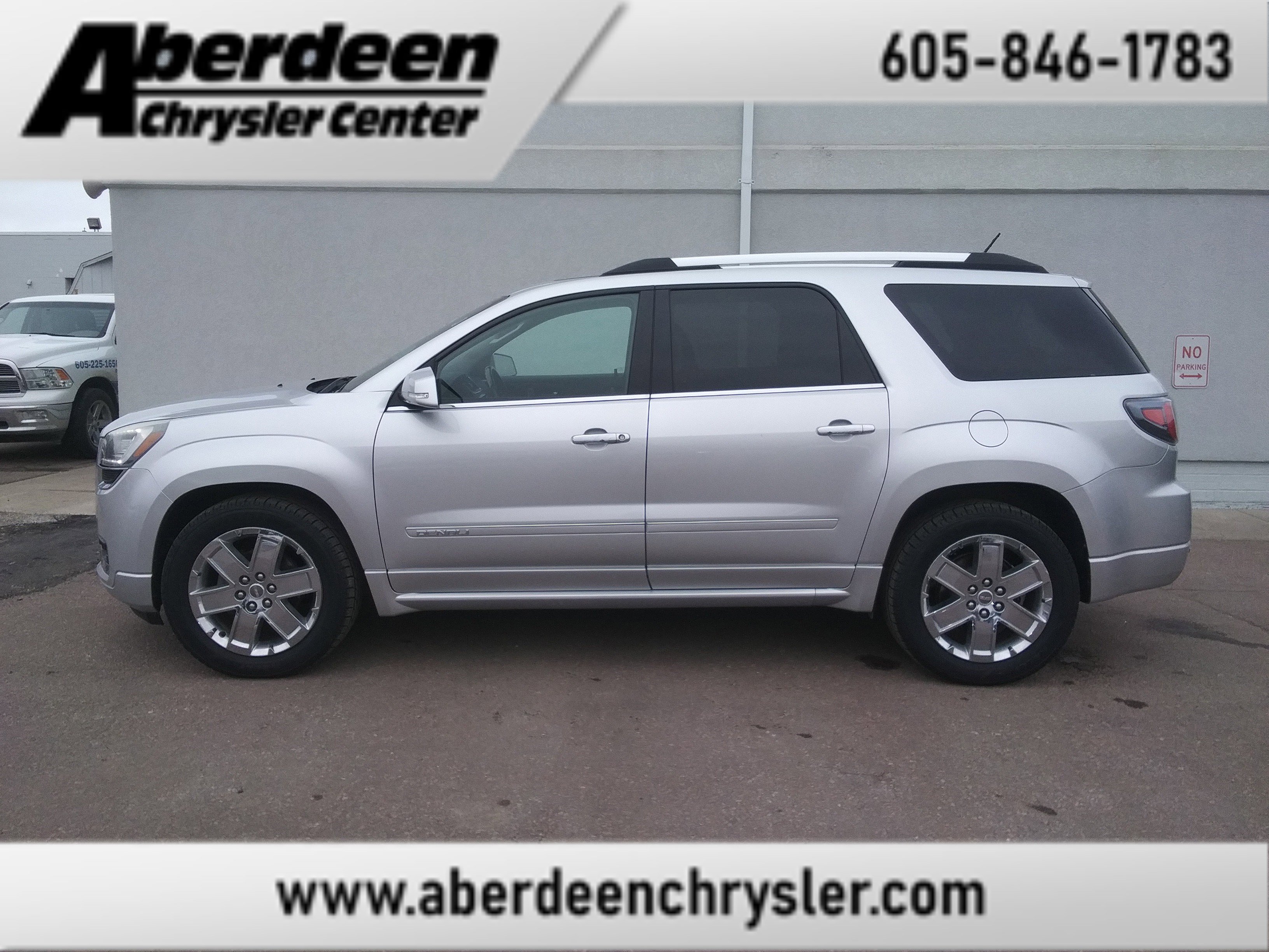 2015 GMC Acadia Denali's photo
