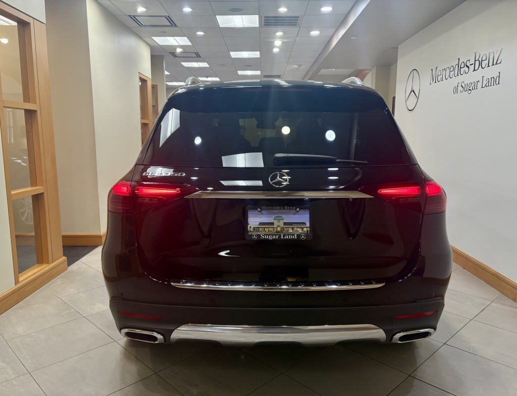 2025 Mercedes Benz GLE 350 4MATIC photo 4