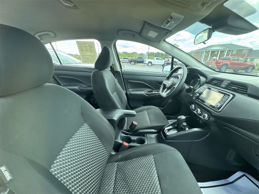2021 Nissan Versa 1.6 S photo 13