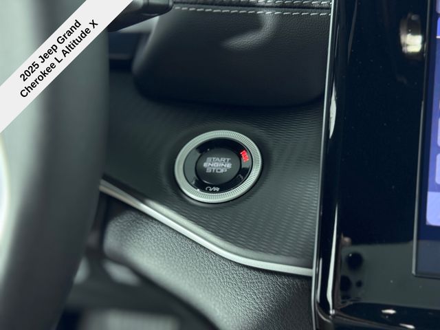 2025 Jeep Grand Cherokee Altitude X photo 27