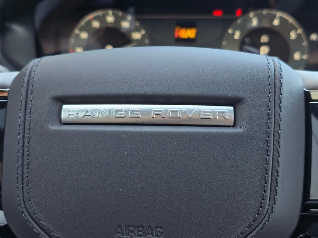 2026 Land Rover Range Rover Velar SE photo 17