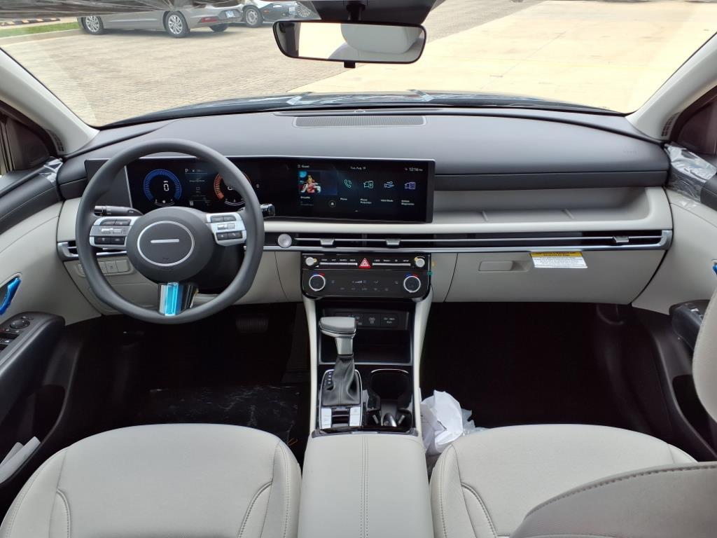 2026 Hyundai Tucson SEL photo 4