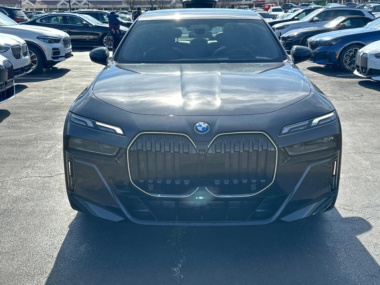 2025 Bmw 750e 750e xDrive photo 14