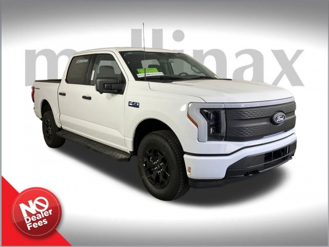 2025 Ford F-150 Lightning XLT's photo