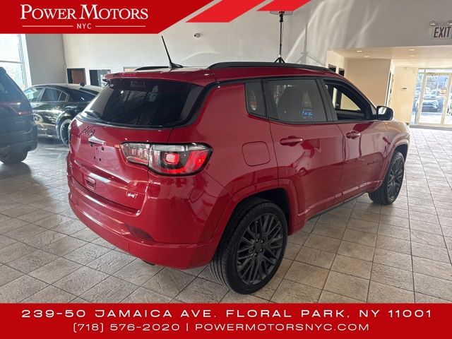 2022 Jeep Compass Limited photo 4