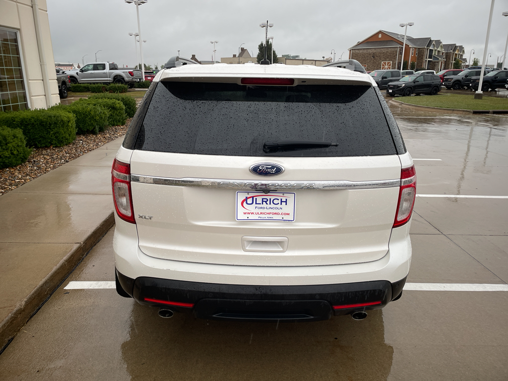2011 Ford Explorer XLT photo 6