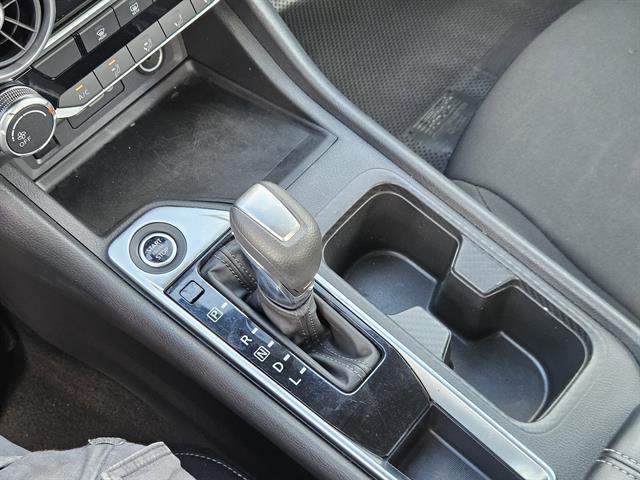 2024 Nissan Sentra SV photo 15