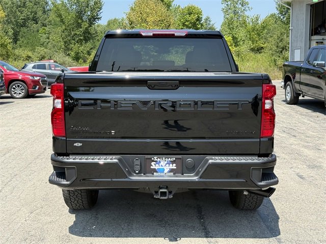 2025 Chevrolet Silverado 1500 Custom photo 4