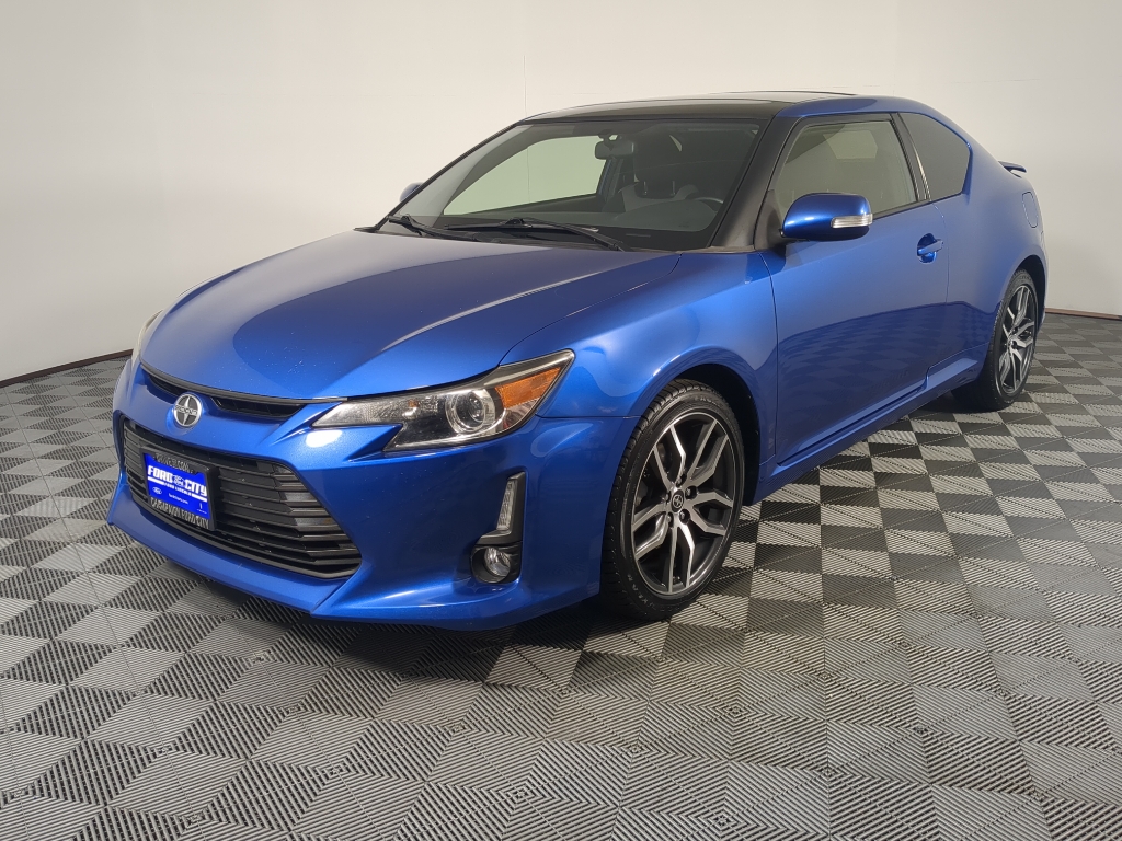 2016 Scion tC photo 3