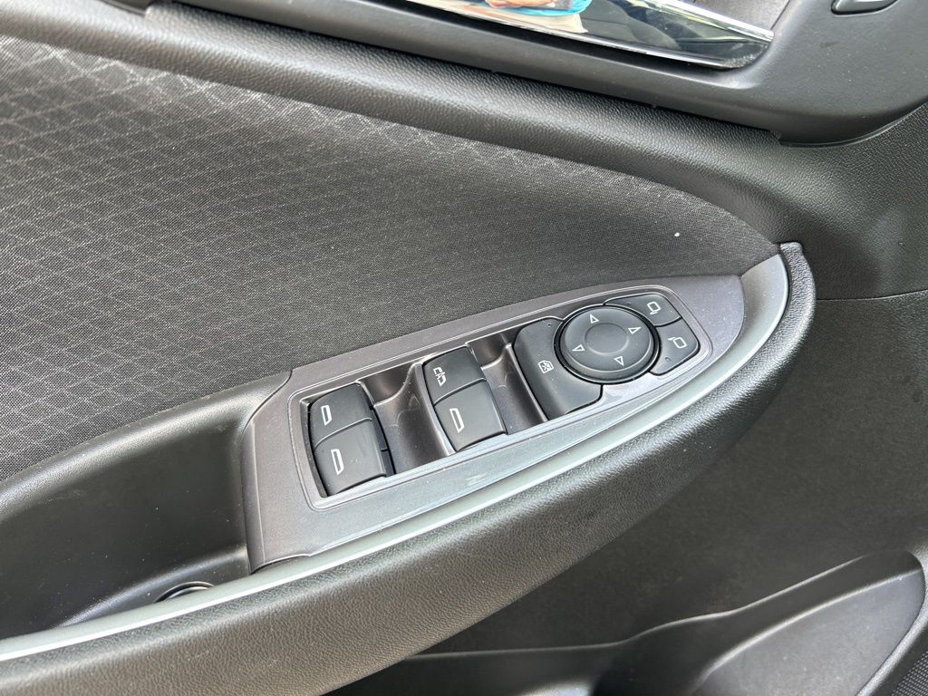 2023 Chevrolet Malibu 1LT photo 11