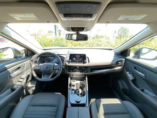 2026 Nissan Rogue SV photo 10