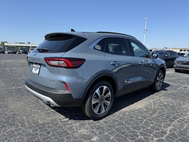 2025 Ford Escape Platinum photo 7