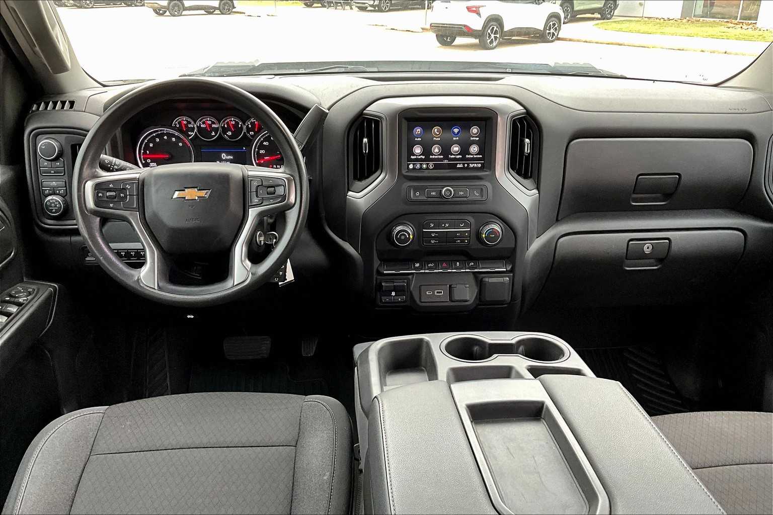 2022 Chevrolet Silverado 2500HD Custom photo 12