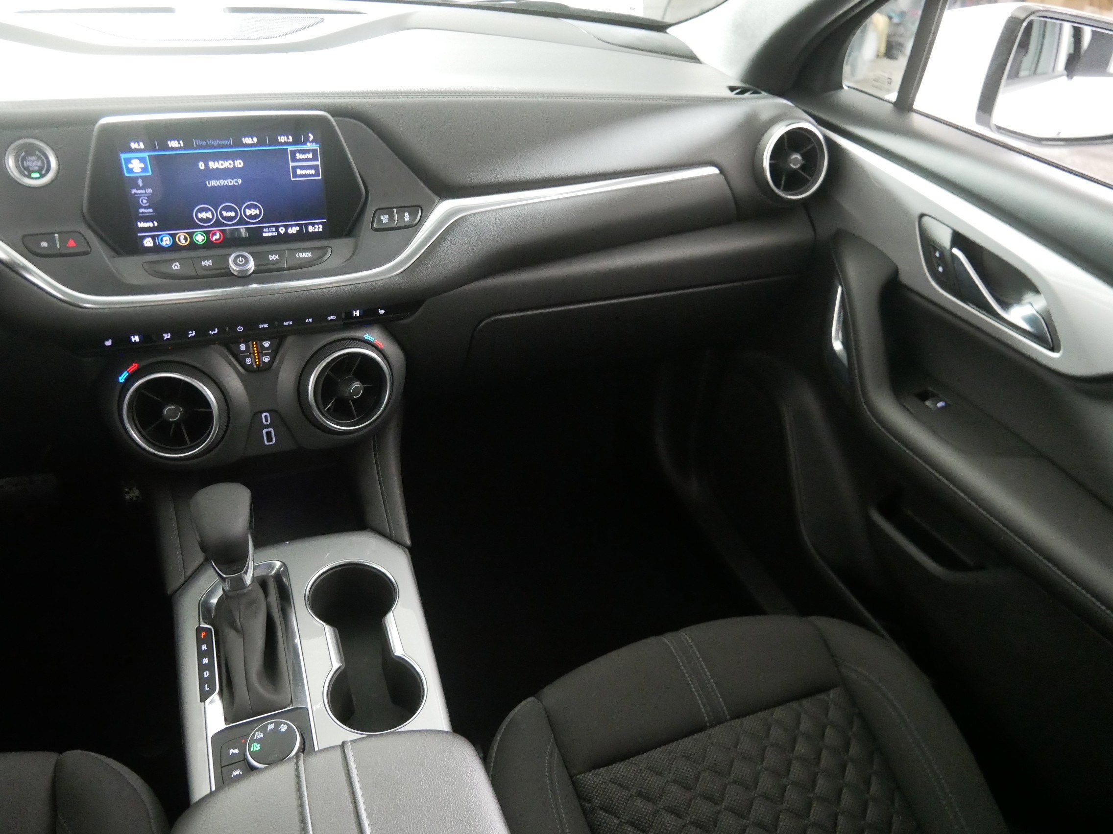 2022 Chevrolet Blazer 2LT photo 11