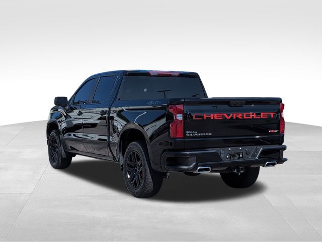 2024 Chevrolet Silverado 1500 RST photo 3