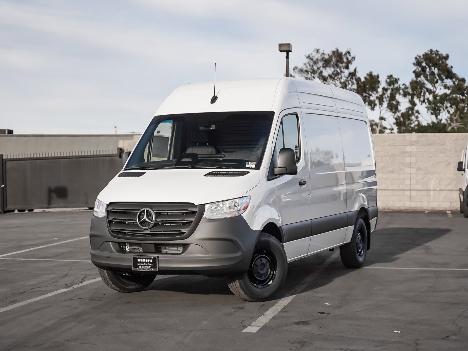 2025 Mercedes-Benz Sprinter Cargo Van Base's photo