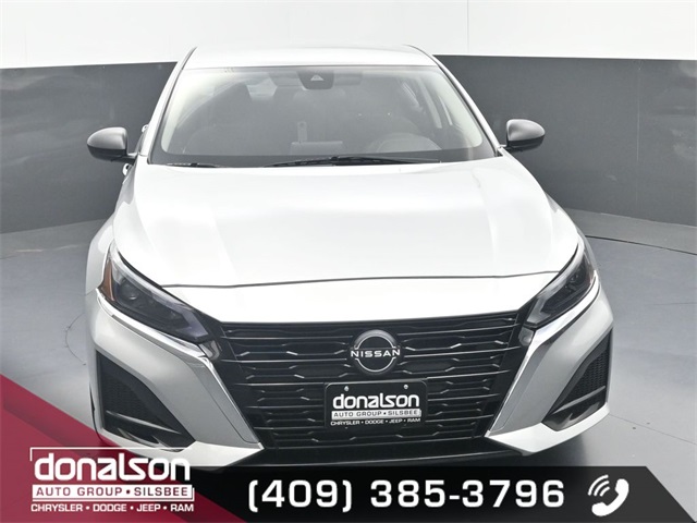 2024 Nissan Altima 2.5 SV photo 2