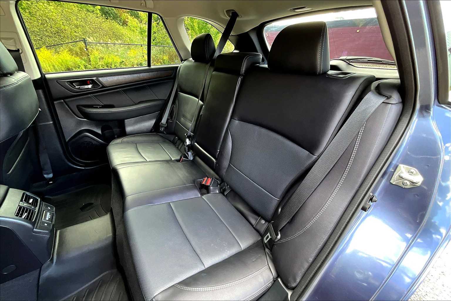 2018 Subaru Outback Limited photo 20