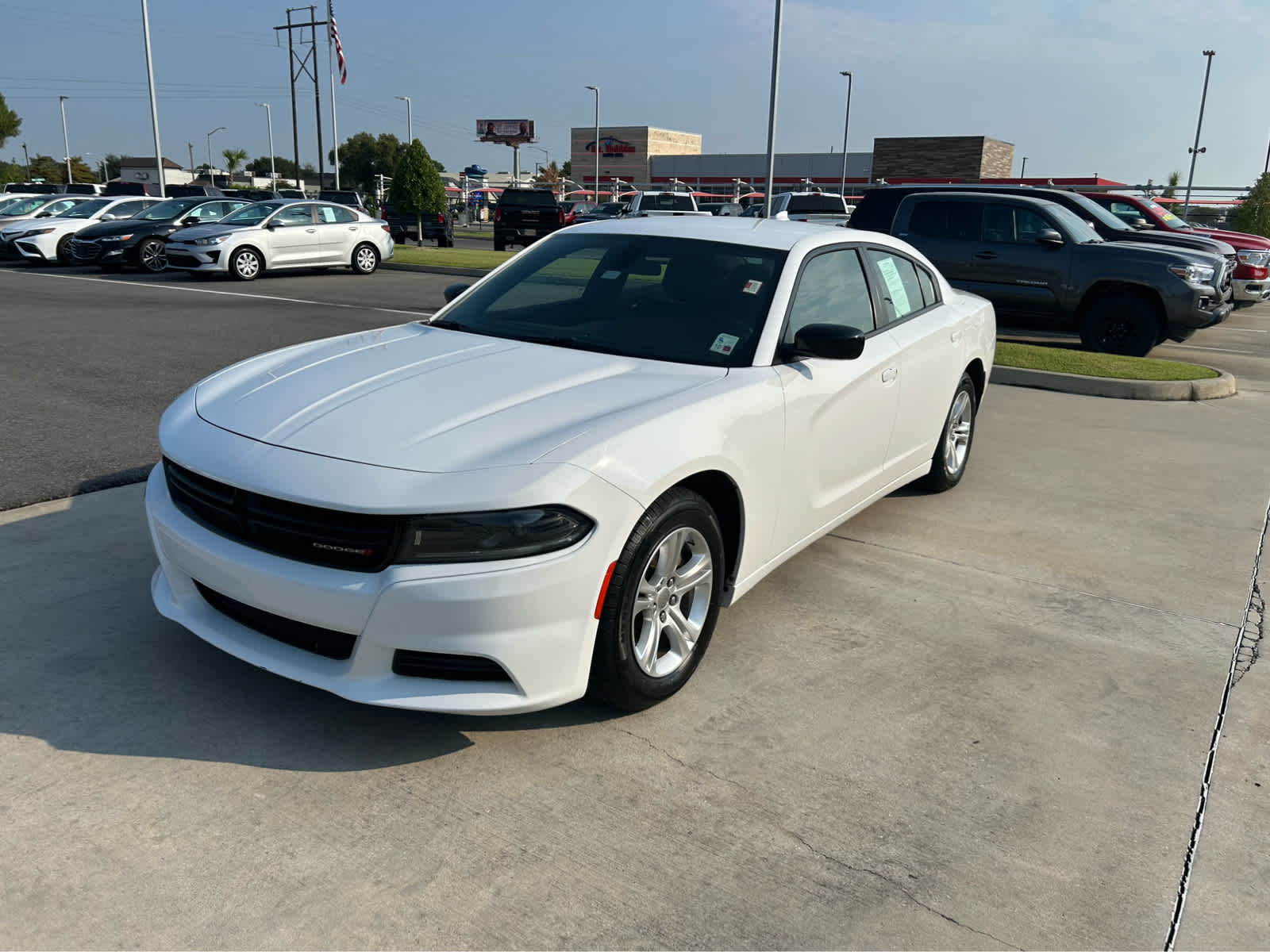 2023 Dodge Charger SXT photo 4
