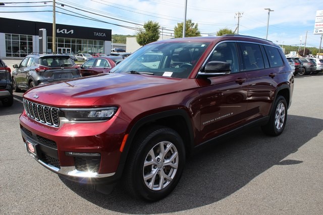 2021 Jeep Grand Cherokee Limited photo 2