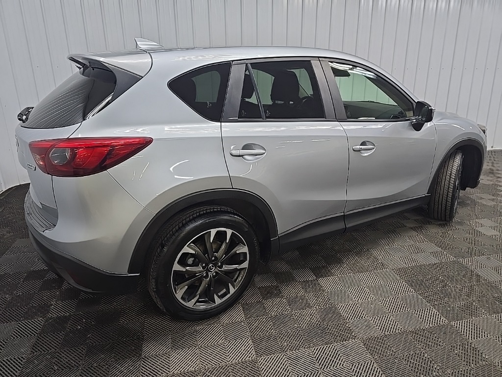 2016 Mazda CX-5 Grand Touring photo 2