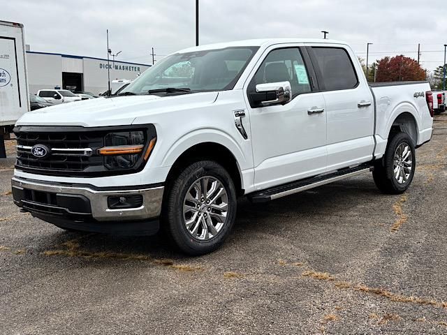 2024 Ford F-150 XLT photo 2