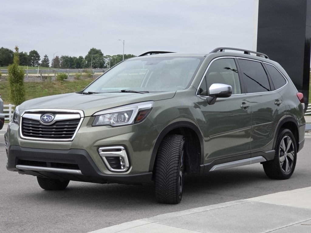 2020 Subaru Forester Touring photo 18