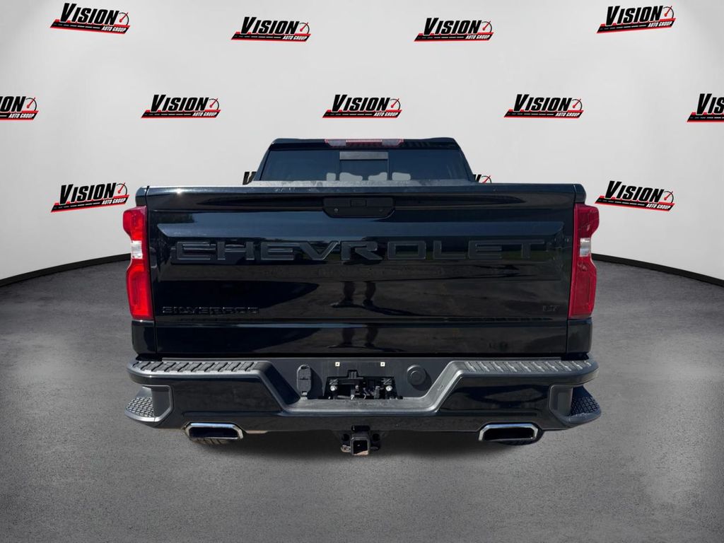2021 Chevrolet Silverado 1500 LT Trail Boss photo 4