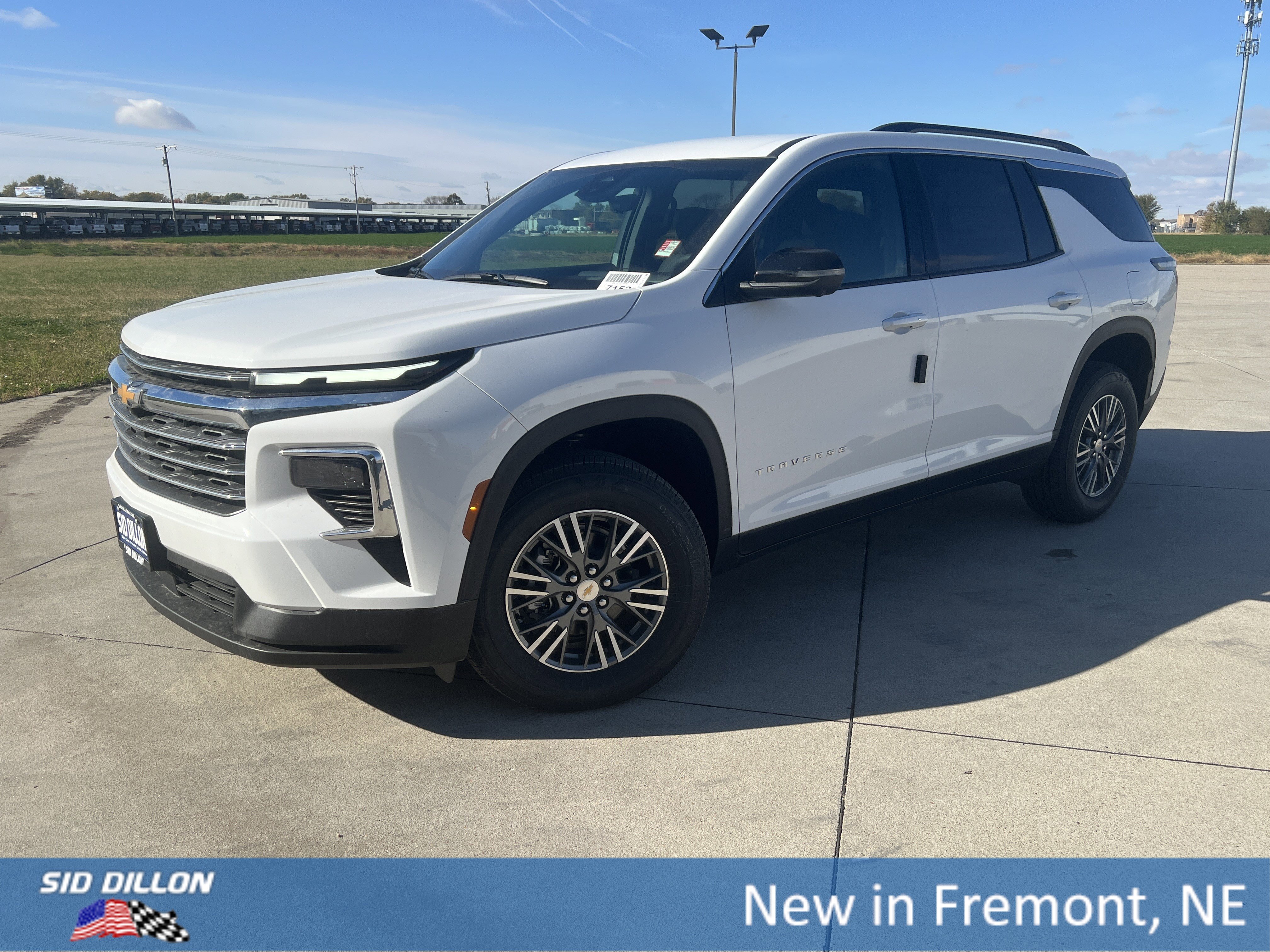 2026 Chevrolet Traverse LT's photo