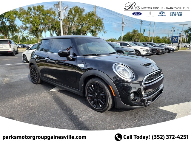 2021 MINI Hardtop 2 Door S's photo