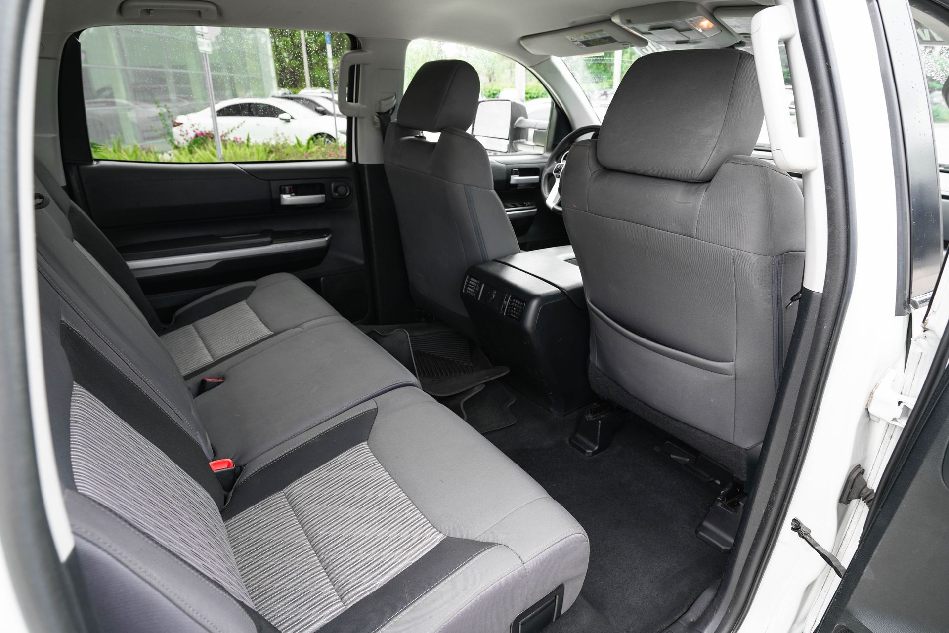 2016 Toyota Tundra SR5 photo 13