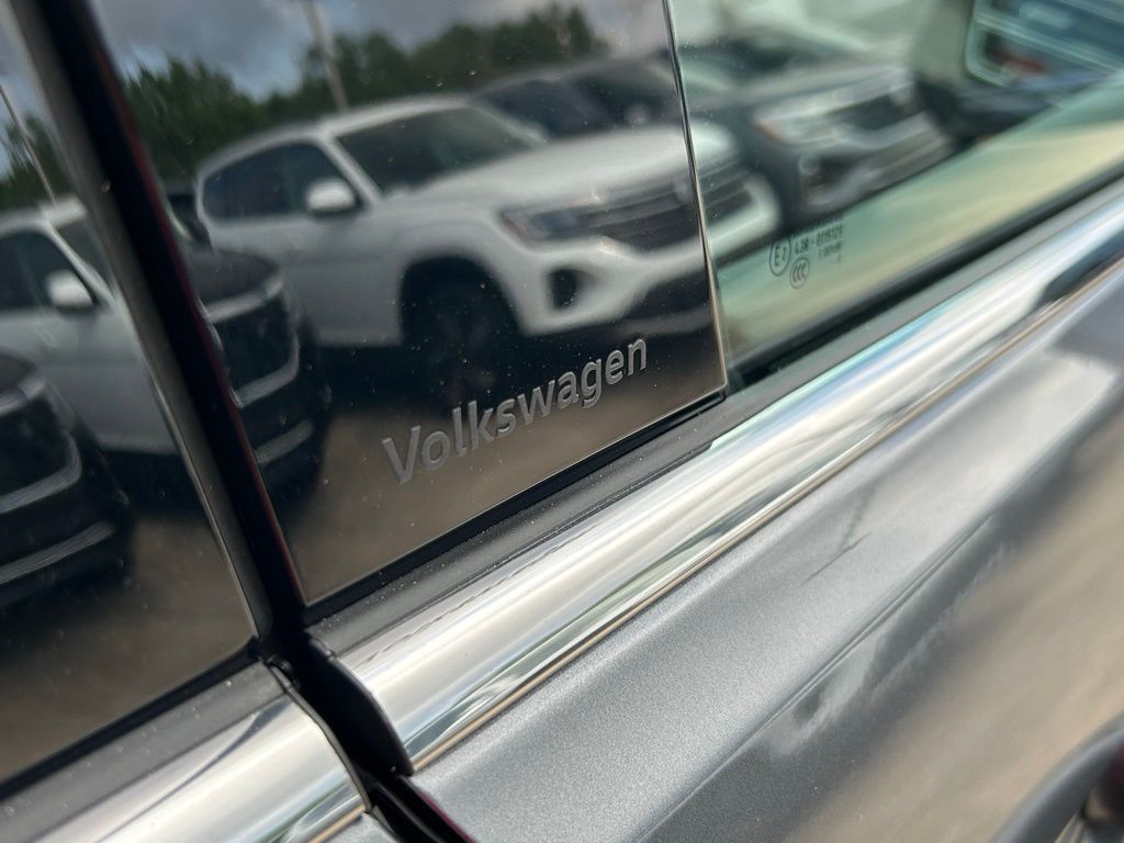 2025 Volkswagen Atlas SEL Premium R-Line photo 23
