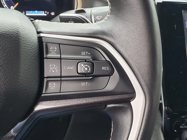 2022 Jeep Grand Cherokee Altitude photo 12
