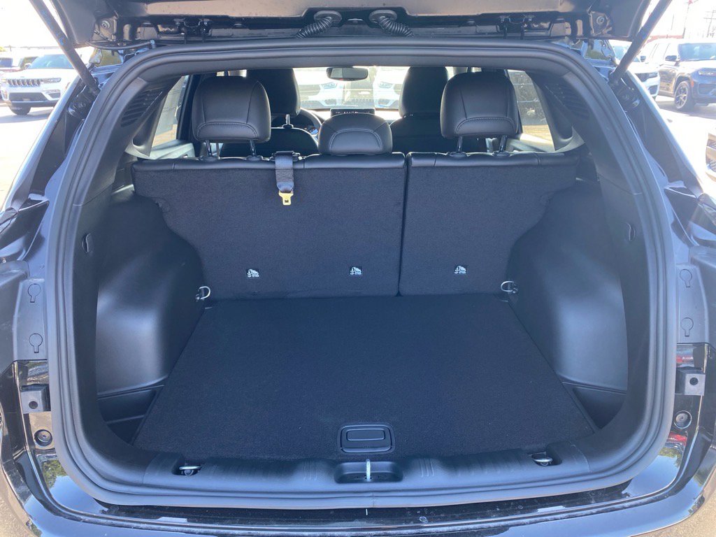 2025 Jeep Compass Limited photo 14